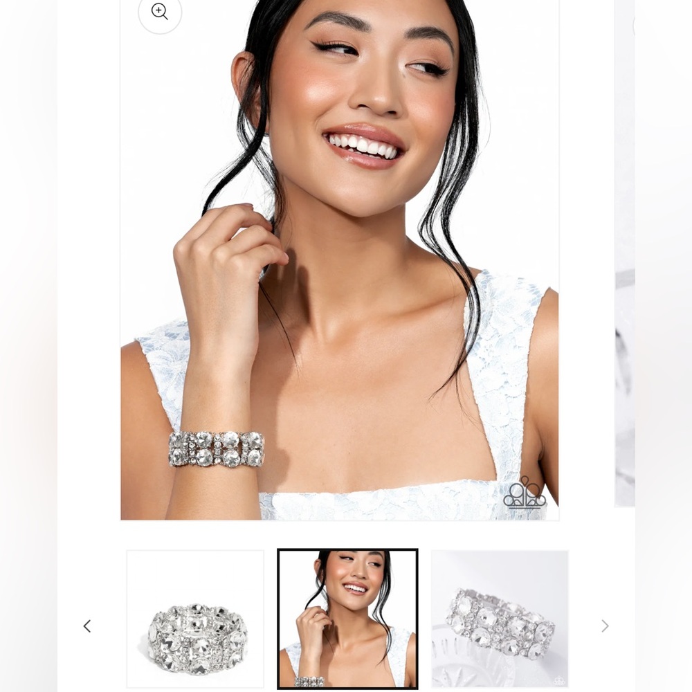 ⚪️💎⚪️ “EXACT ELEGANCE” WHITE BRACELET ~ PAPARAZZI❗️ ⚪️💎⚪️ - Picture 7 of 8